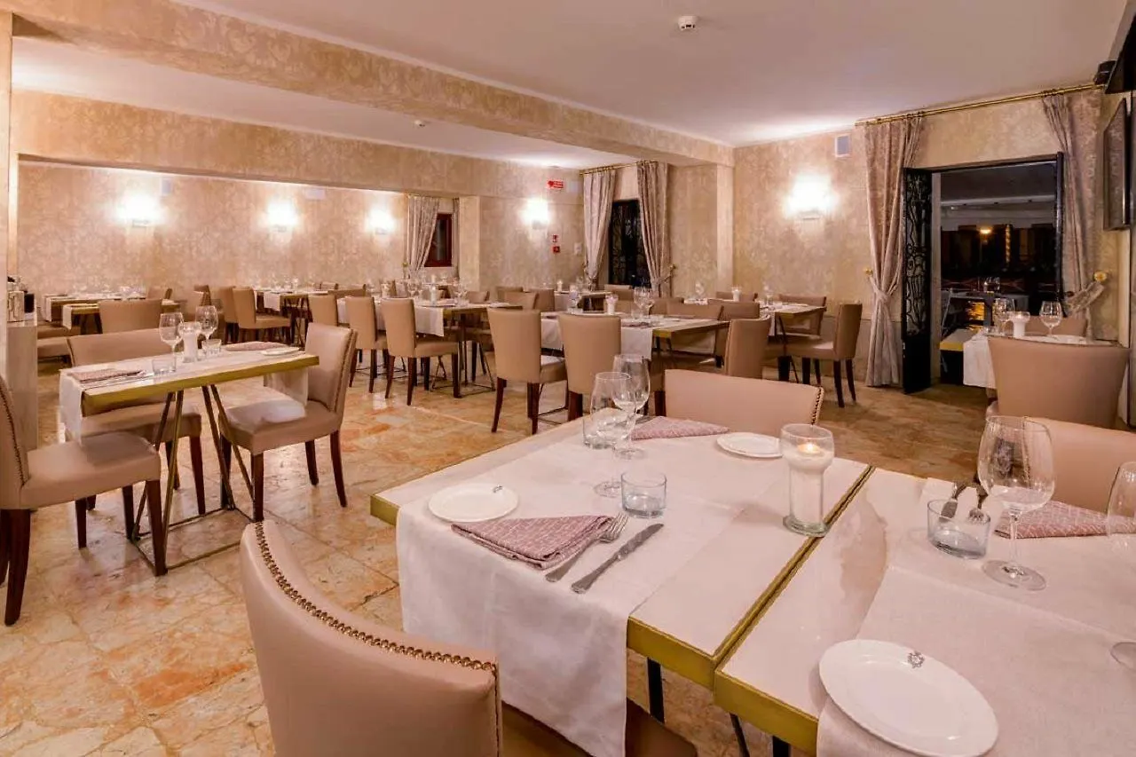 BW Premier Collection Chc Continental Hotel Velence