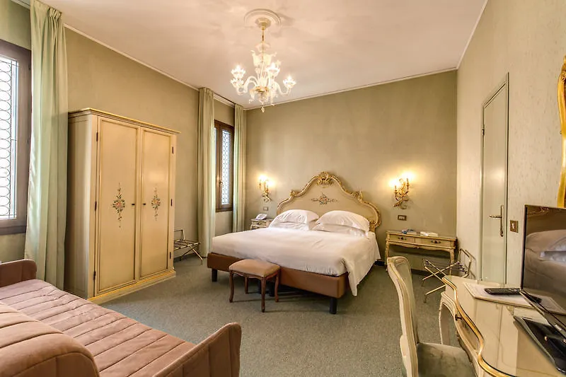 BW Premier Collection Chc Continental Hotel Venice 4*,